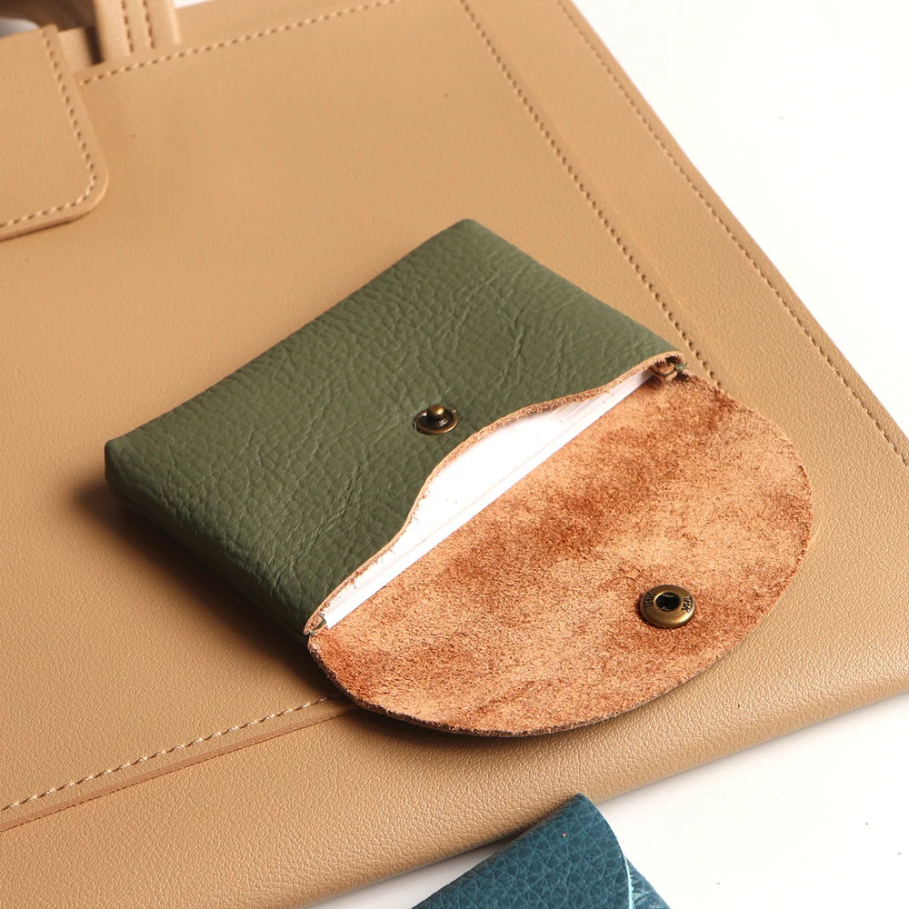 Porte-cartes en cuir personnalisable – Gravure d’initiales offerte